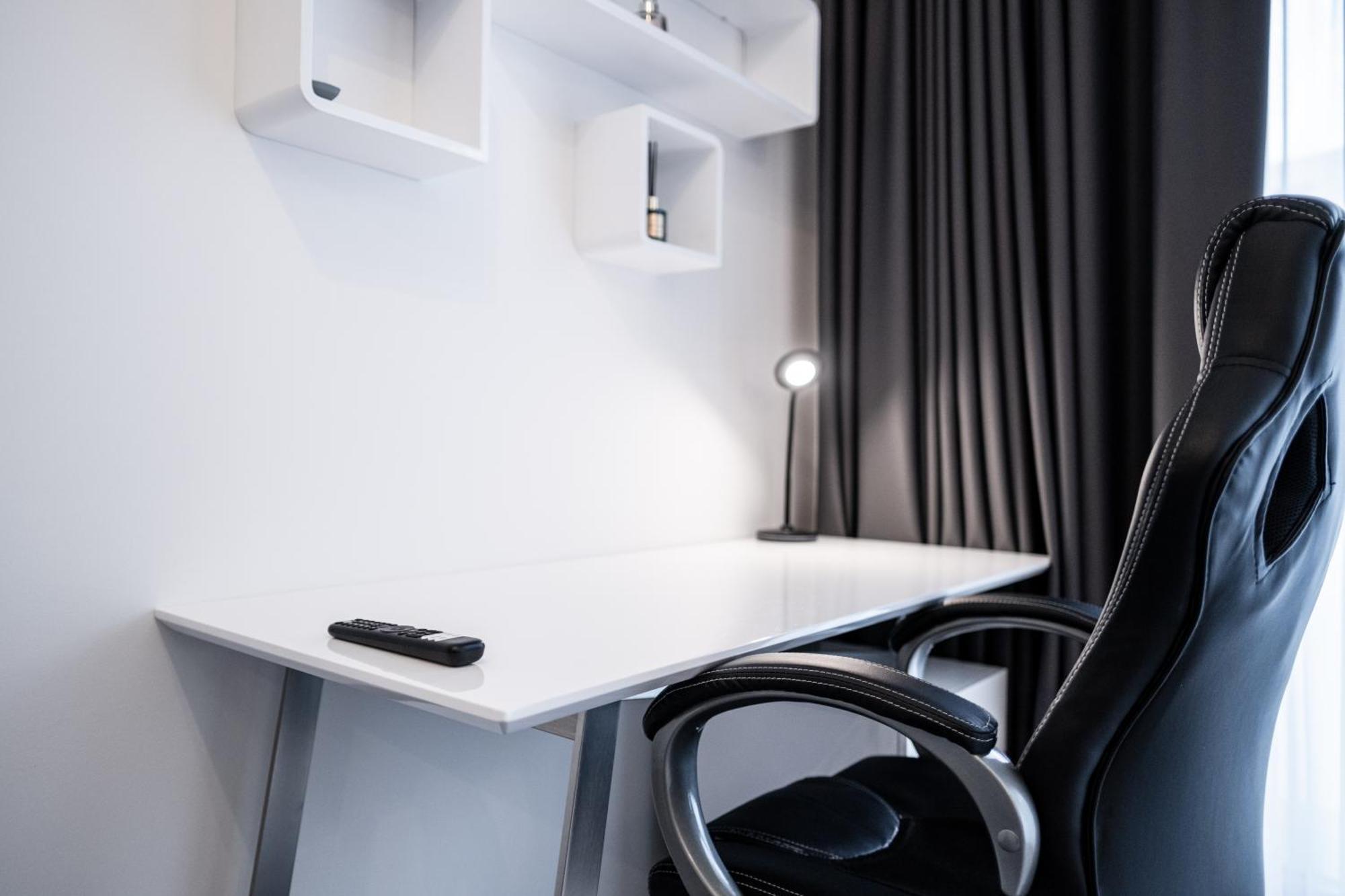 Luxury City Centre Apartment Praag Buitenkant foto